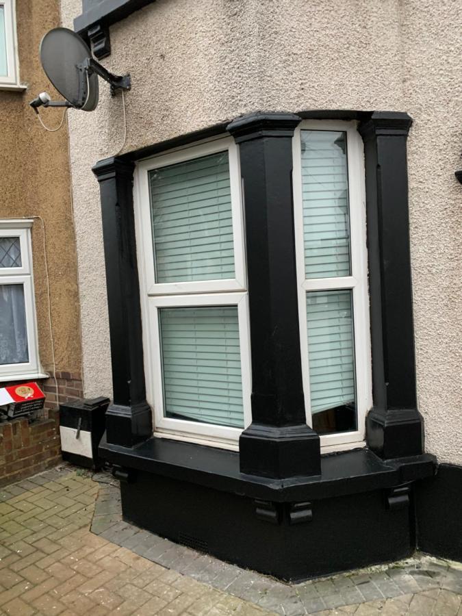 Central Stratford Cozy Double Room Londra Dış mekan fotoğraf