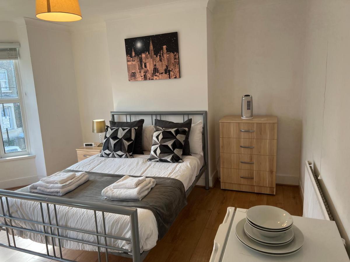 Central Stratford Cozy Double Room Londra Dış mekan fotoğraf