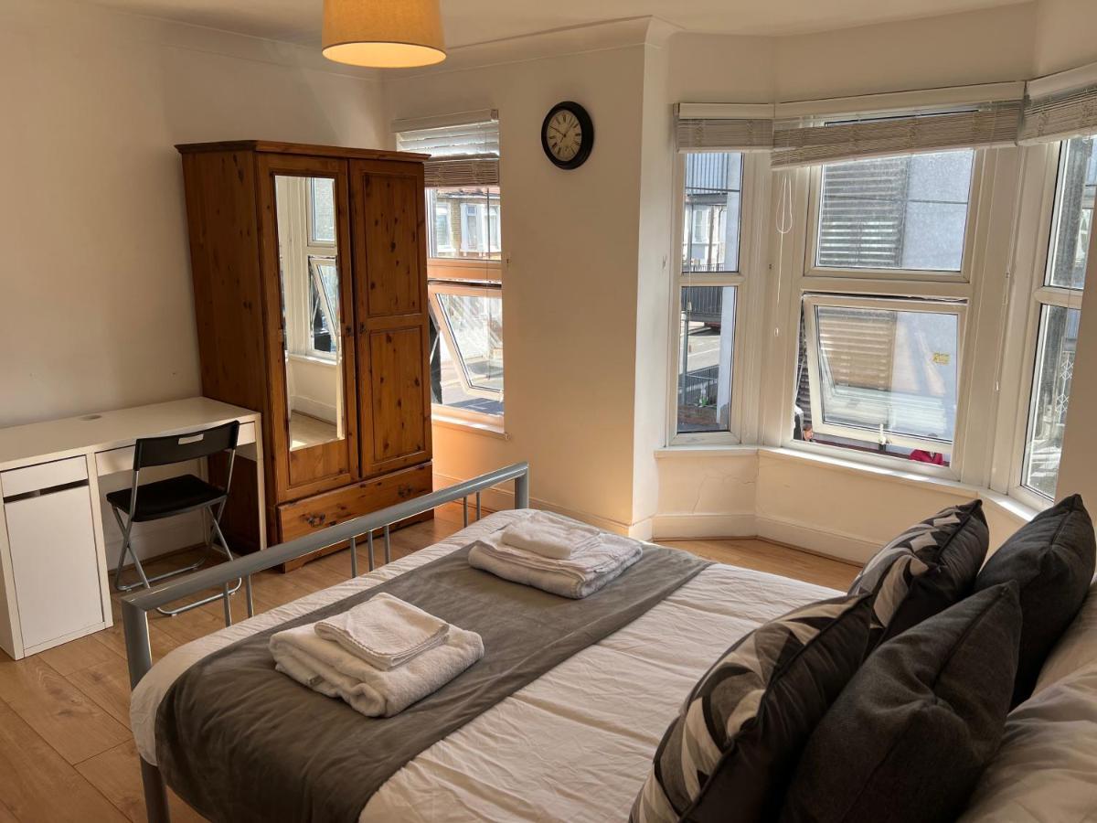 Central Stratford Cozy Double Room Londra Dış mekan fotoğraf